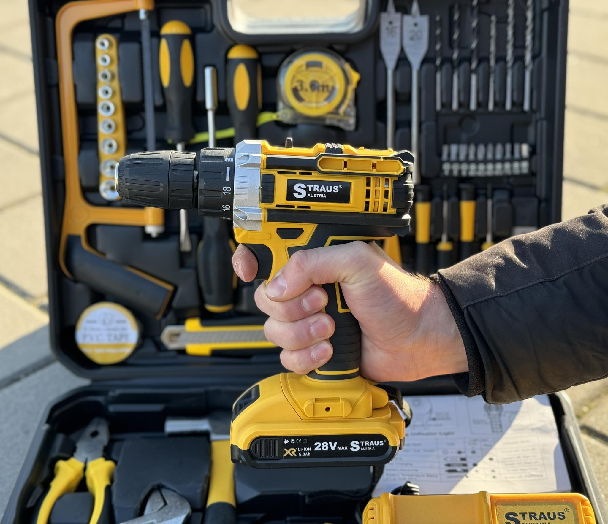 Mala com Aparafusadora e Ferramentas - Garantia de 3 Anos  na Tools Portugal - Apenas 77.90€! Compra agora na Tools Portugal