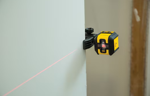 NÍVEL LASER CRUZ - CUBIXTM | STANLEY - STHT77498-1 - Garantia de 3 Anos  na STANLEY - Apenas 53.90€! Compra agora na Tools Portugal