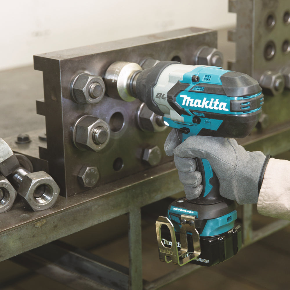 Chave de Impacto 18V 3/4″ 1050Nm Makita DTW1001RTJ