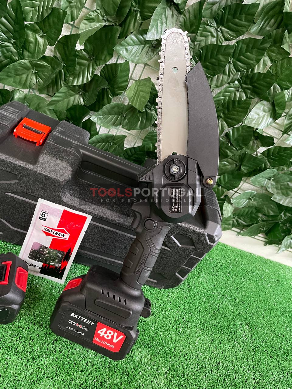 Serra de Poda 6" | 2 Baterias e 2 Correntes - Garantia de 3 Anos  na Tools Portugal - Apenas 59.90€! Compra agora na Tools Portugal